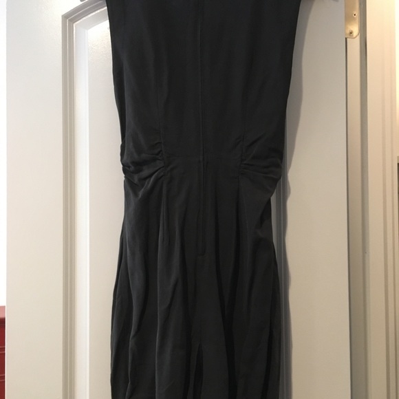 Anthropologie structured little grey dress - Picture 4 of 5